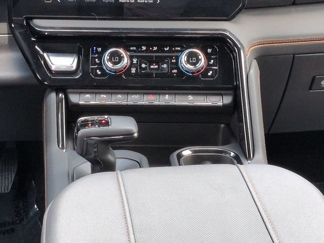 Used 2026 GMC Sierra 1500 AT4 w/ AT4 Premium Package AWD/4WD image 19