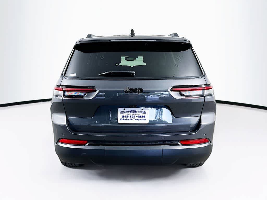 Used 2024 Jeep Grand Cherokee L Altitude RWD image 5