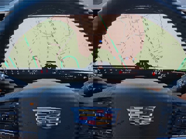 Used 2025 Cadillac XT4 Sport image 13