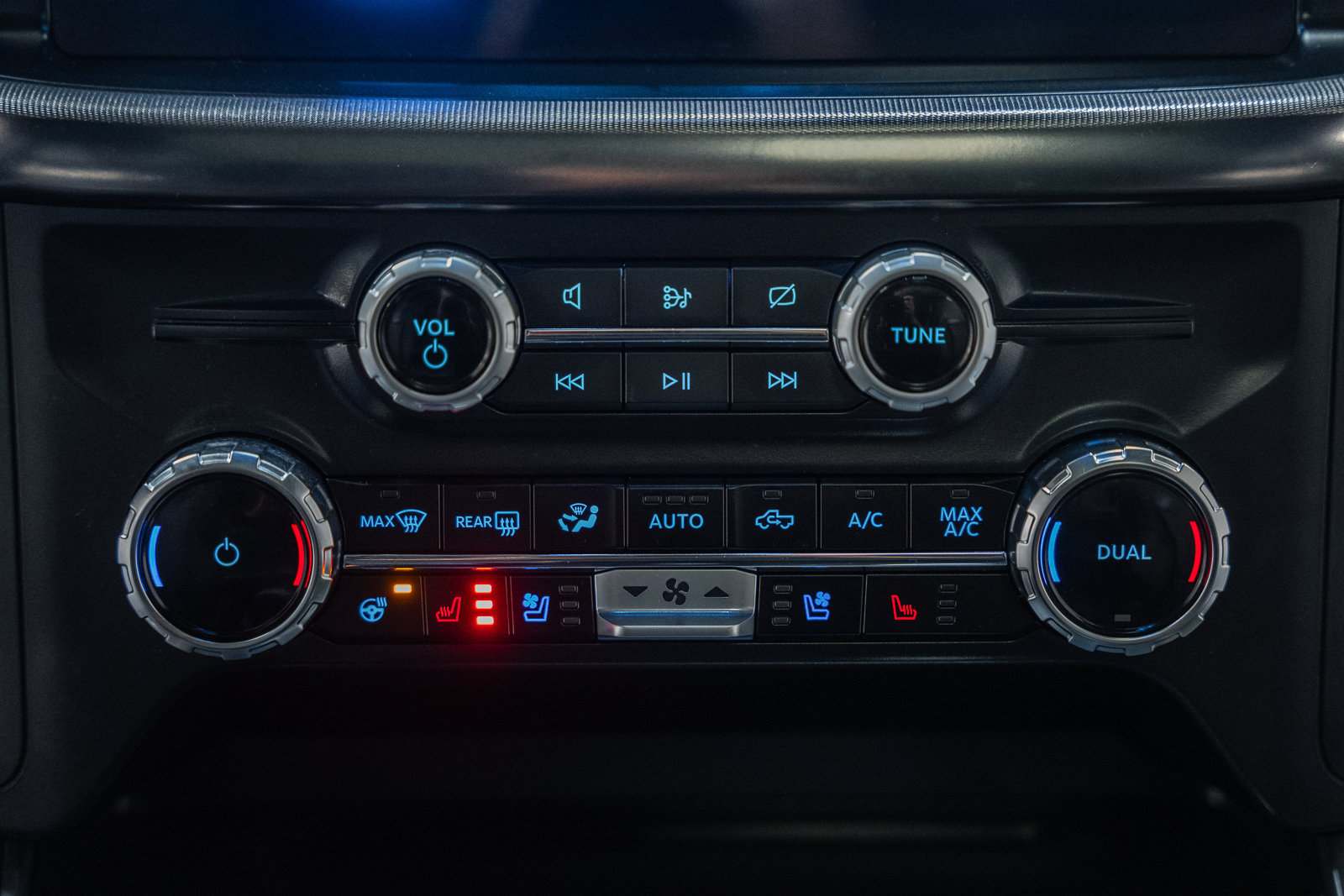 Certified 2024 Ford F150 Lariat AWD/4WD image 19