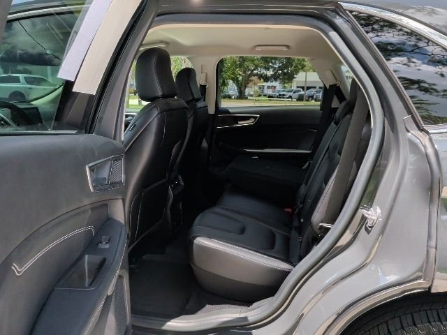 Certified 2021 Ford Edge Titanium FWD image 16