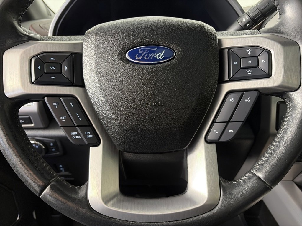 Certified 2017 Ford F350 Platinum w/ Platinum Ultimate Package image 16