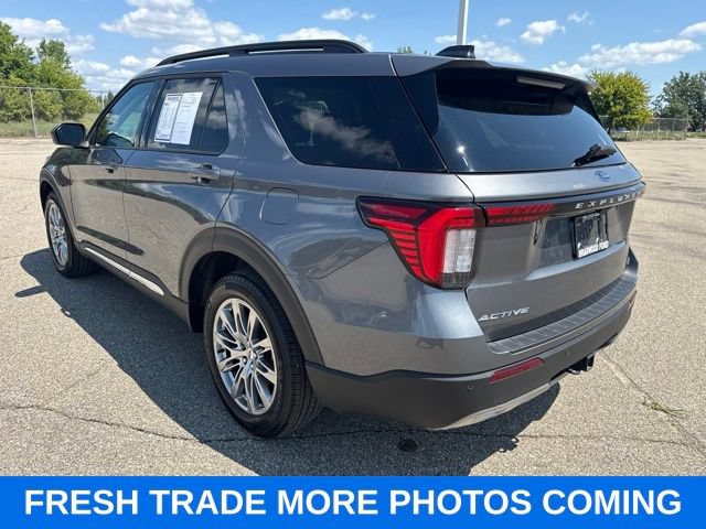 Certified 2025 Ford Explorer Active w/ Active Comfort Package AWD/4WD image 5