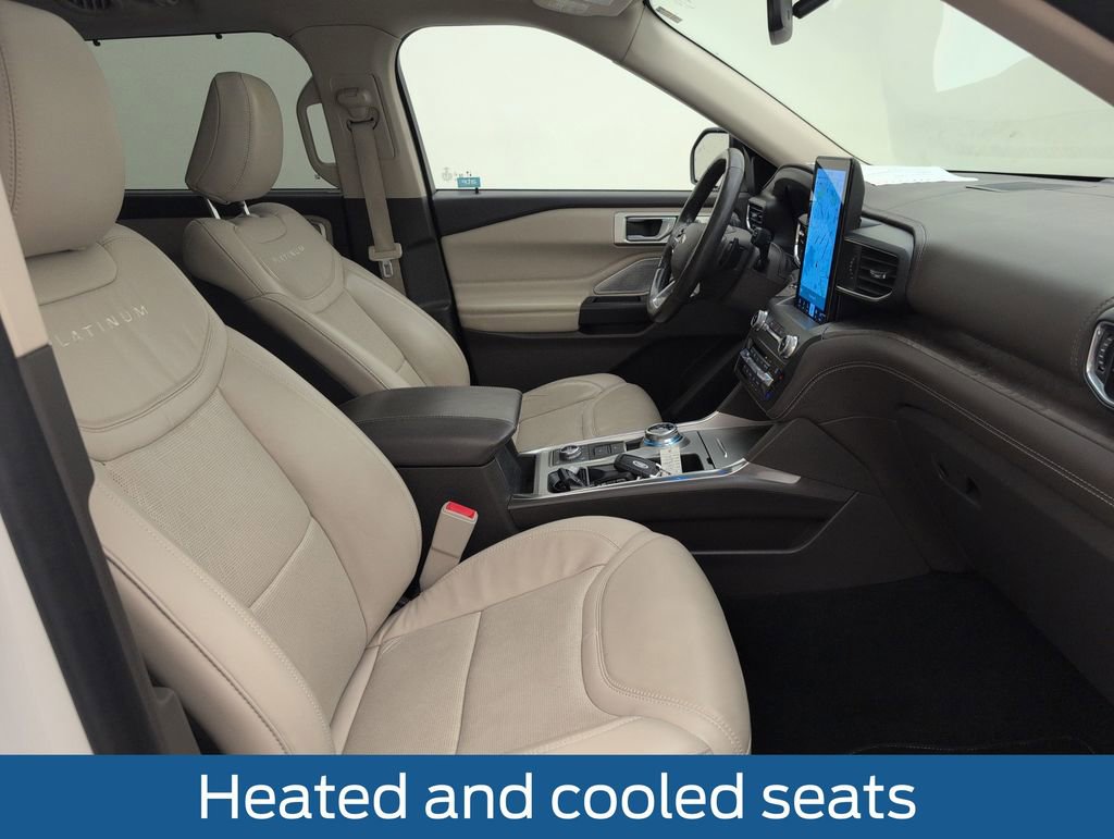 Certified 2020 Ford Explorer Platinum w/ Premium Technology Package AWD/4WD image 16