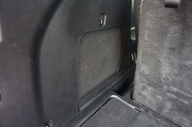 Certified 2022 Ford Explorer Limited w/ Equipment Group 301A image 30