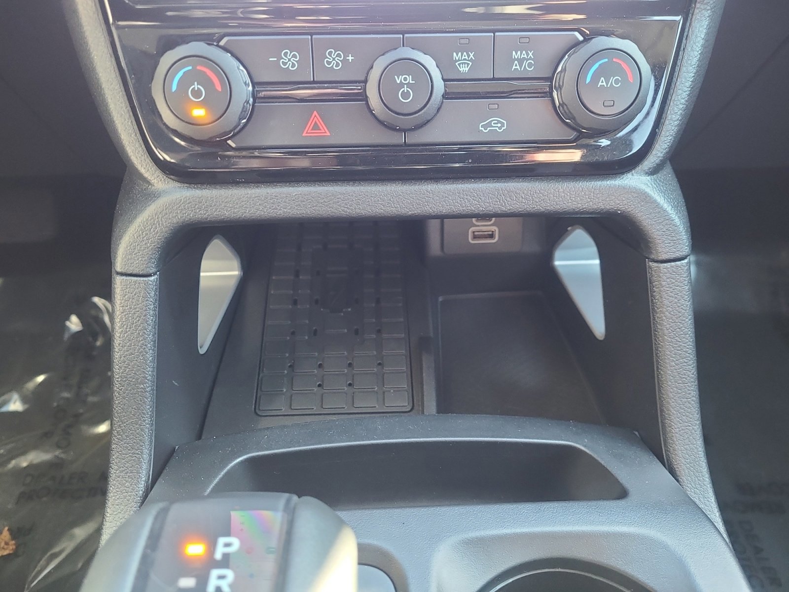 Certified 2024 Ford Ranger Lariat w/ FX4 Off-Road Package image 30