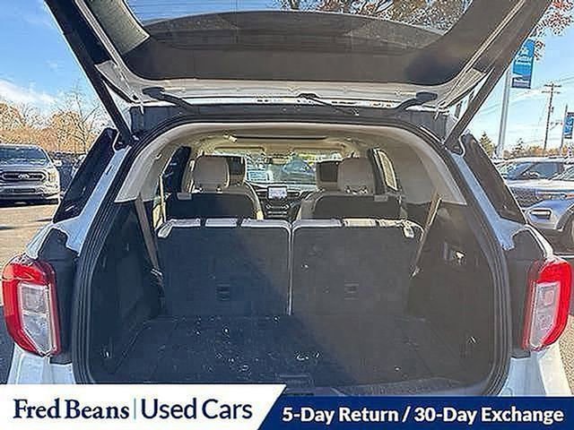 Certified 2021 Ford Explorer Limited w/ Equipment Group 301A image 30