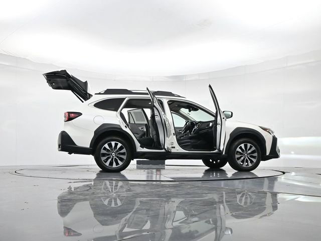 Used 2023 Subaru Outback Touring image 53
