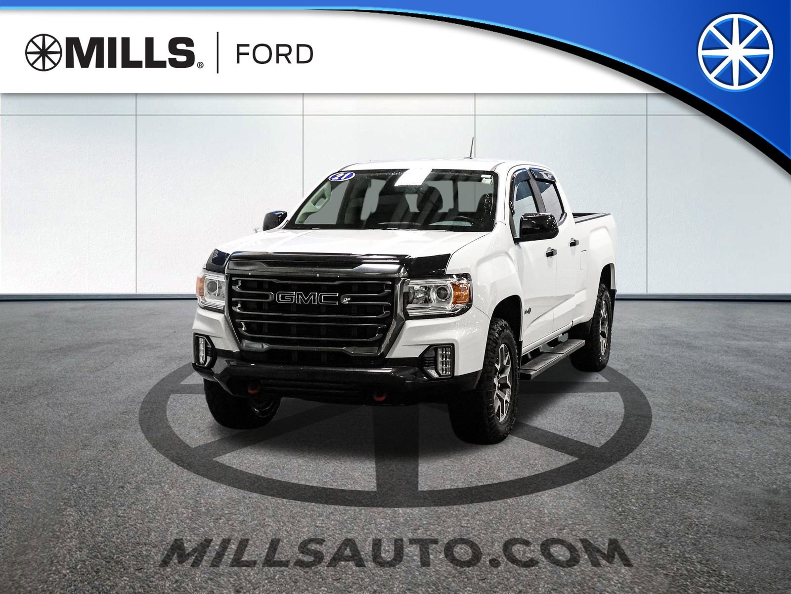 Used 2021 GMC Canyon AT4 image 1