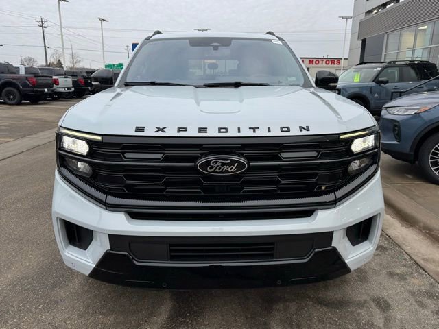 Certified 2025 Ford Expedition Max Platinum w/ Stealth Performance Package image 6