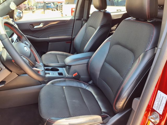Certified 2024 Ford Escape ST-Line w/ Tech Pack #1 AWD/4WD image 4