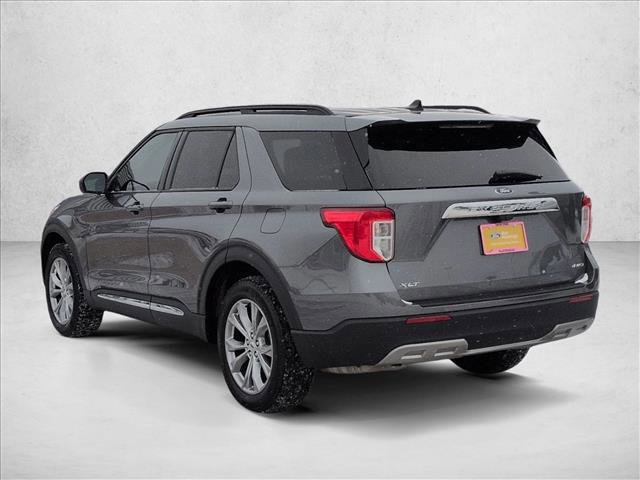 Certified 2022 Ford Explorer XLT w/ Equipment Group 202A image 5