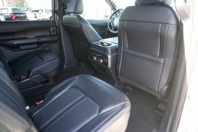 Certified 2021 Ford Expedition Limited image 17