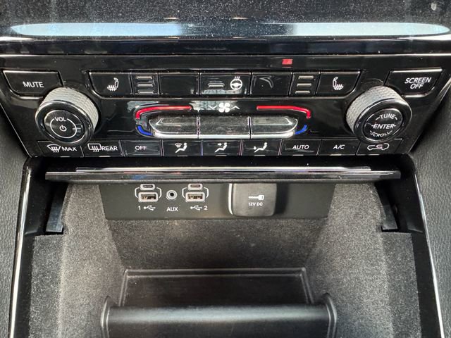 Used 2022 Jeep Grand Cherokee L Limited image 28