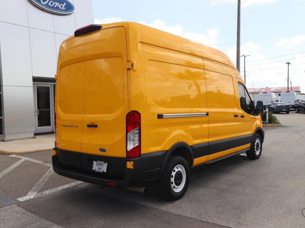 Certified 2021 Ford Transit 250 148 High Roof RWD image 13