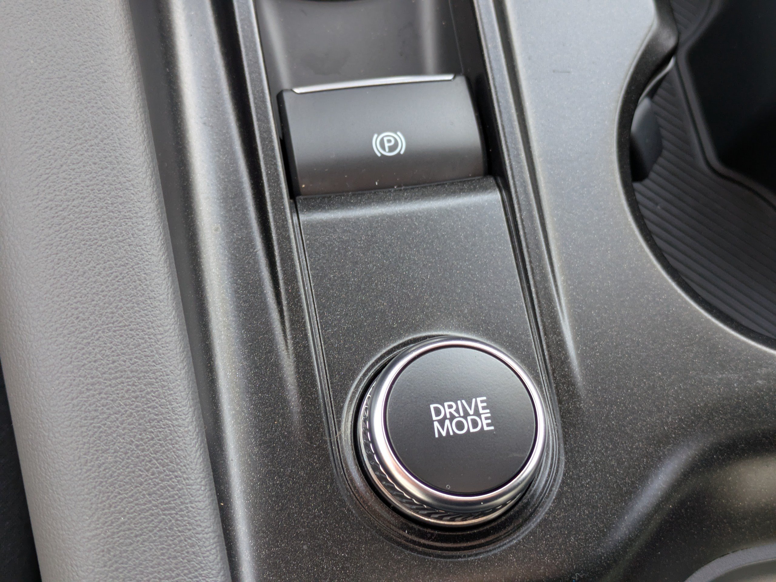 Certified 2025 Ford Explorer Active RWD image 28