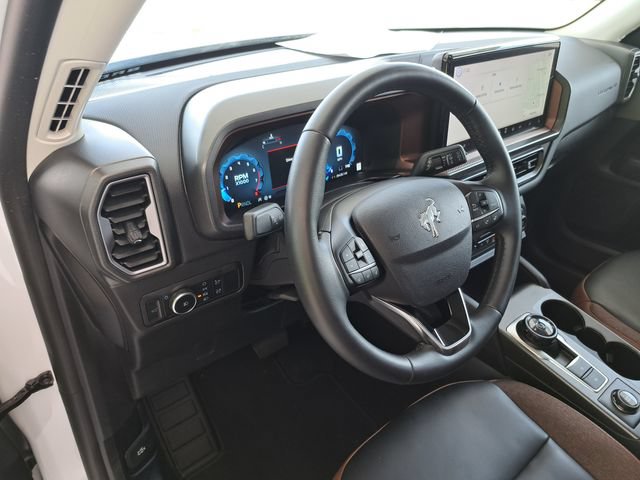 Certified 2025 Ford Bronco Sport Outer Banks w/ Outer Banks Tech Package+ AWD/4WD image 7