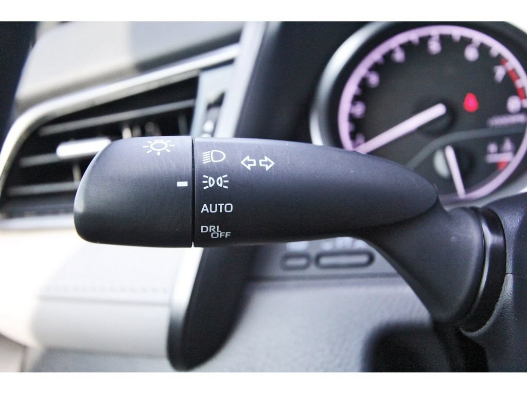 Used 2024 Toyota Camry LE FWD image 16