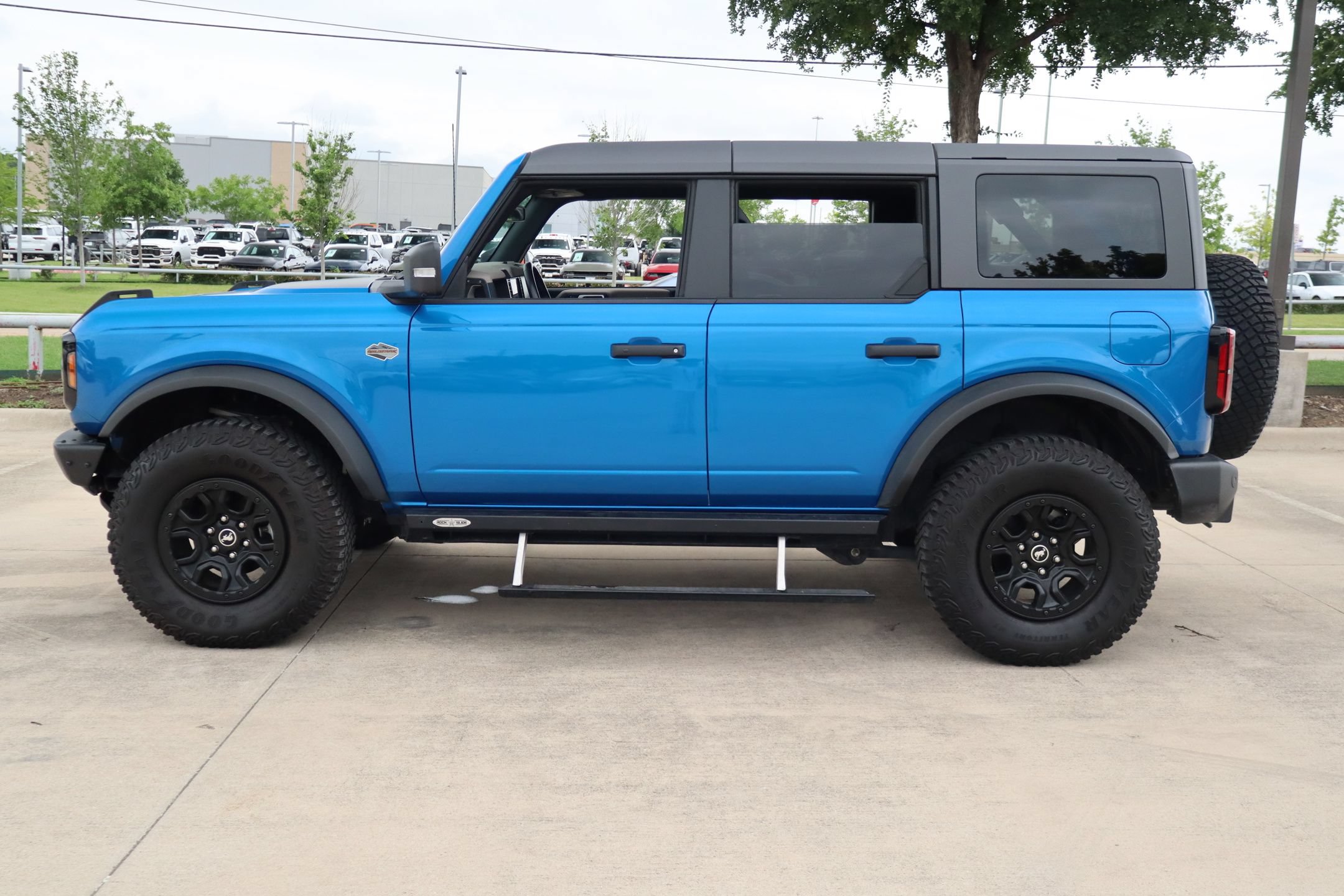Certified 2022 Ford Bronco Wildtrak AWD/4WD image 7