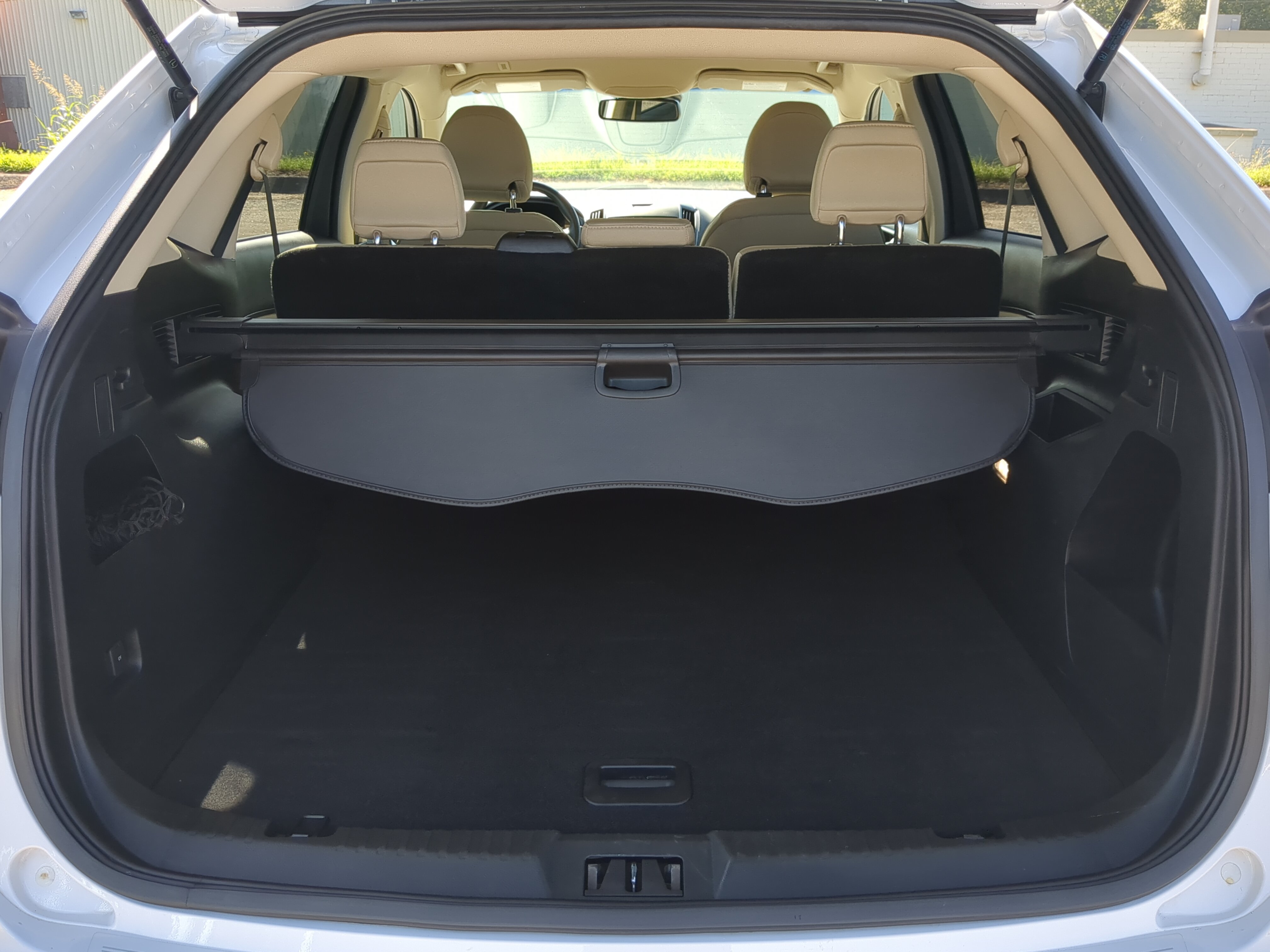 Certified 2019 Ford Edge SE w/ Cargo Accessory Package AWD/4WD image 11