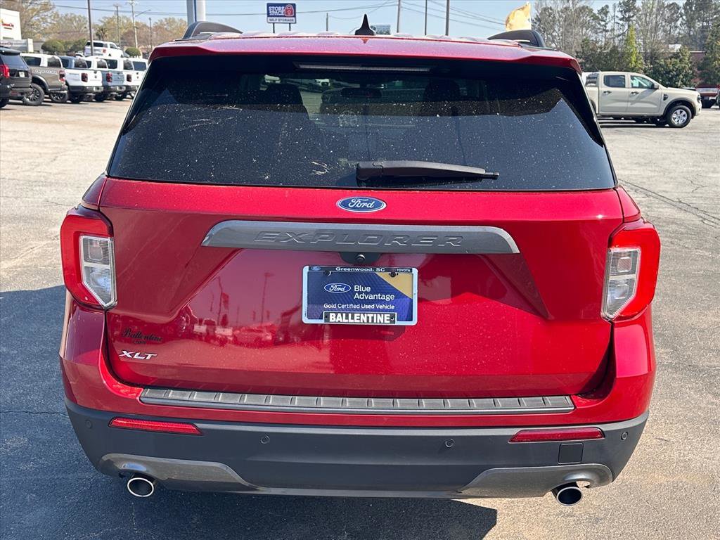 Certified 2024 Ford Explorer XLT w/ Equipment Group 202A image 4