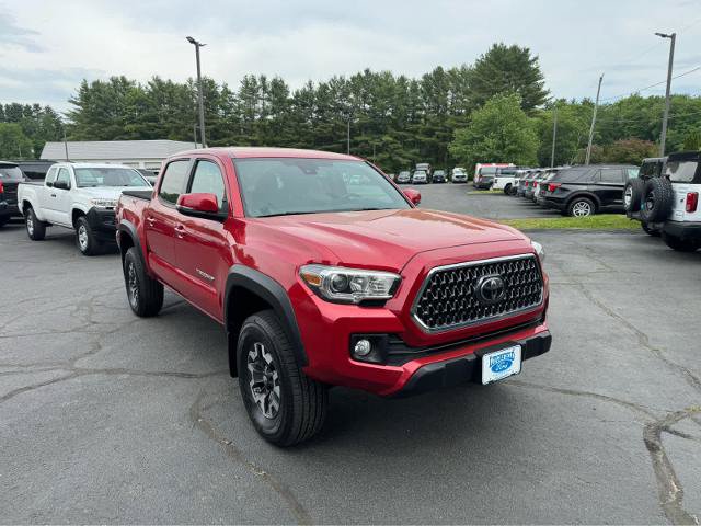 Used 2019 Toyota Tacoma TRD Off-Road AWD/4WD image 8