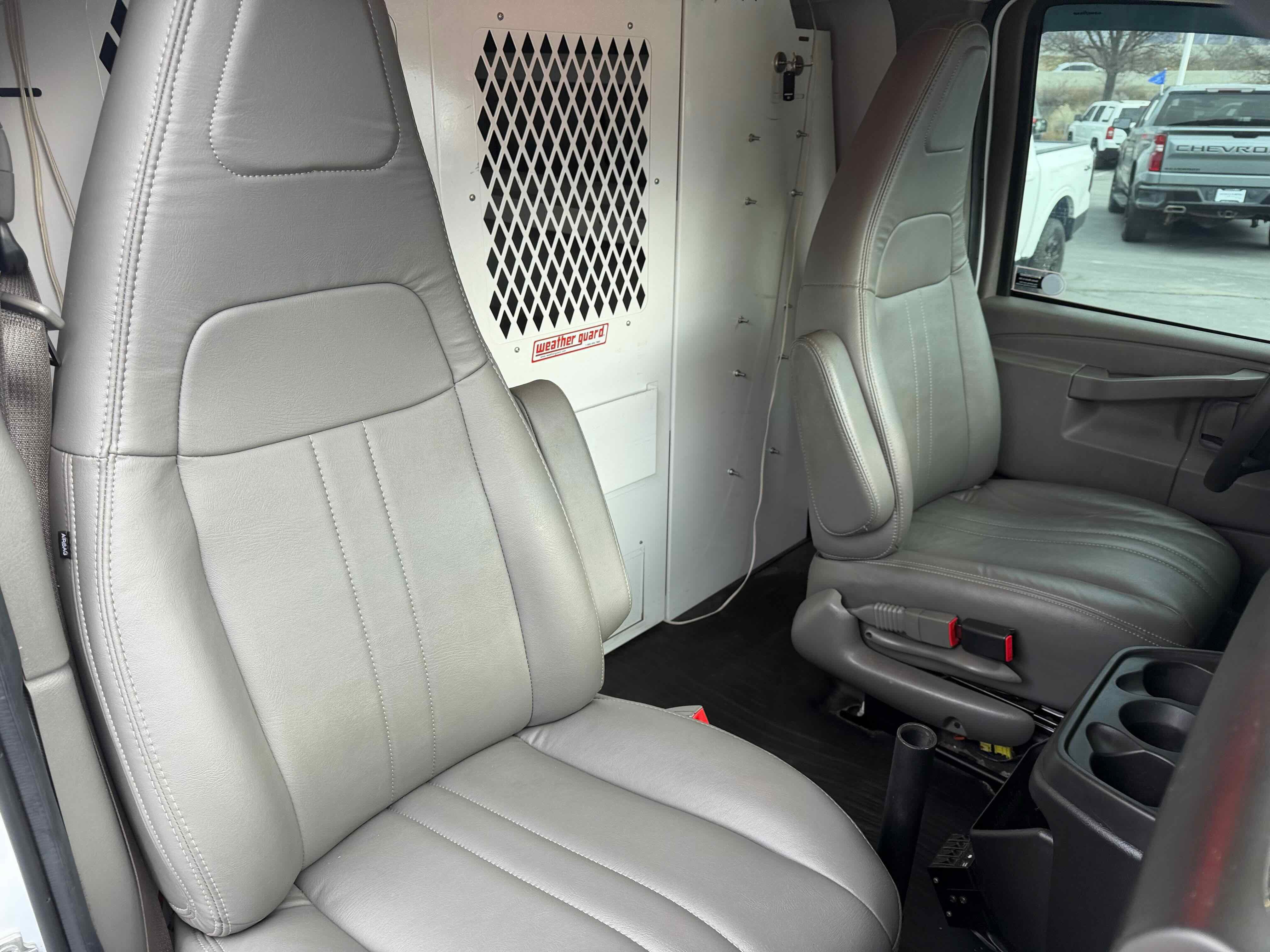 Used 2023 GMC Savana 2500 w/ Driver Convenience Package image 28