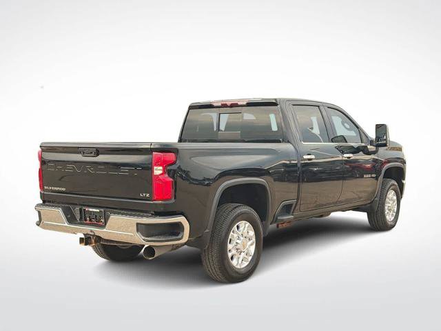 Used 2021 Chevrolet Silverado 3500 LTZ w/ LTZ Convenience Package AWD/4WD image 8