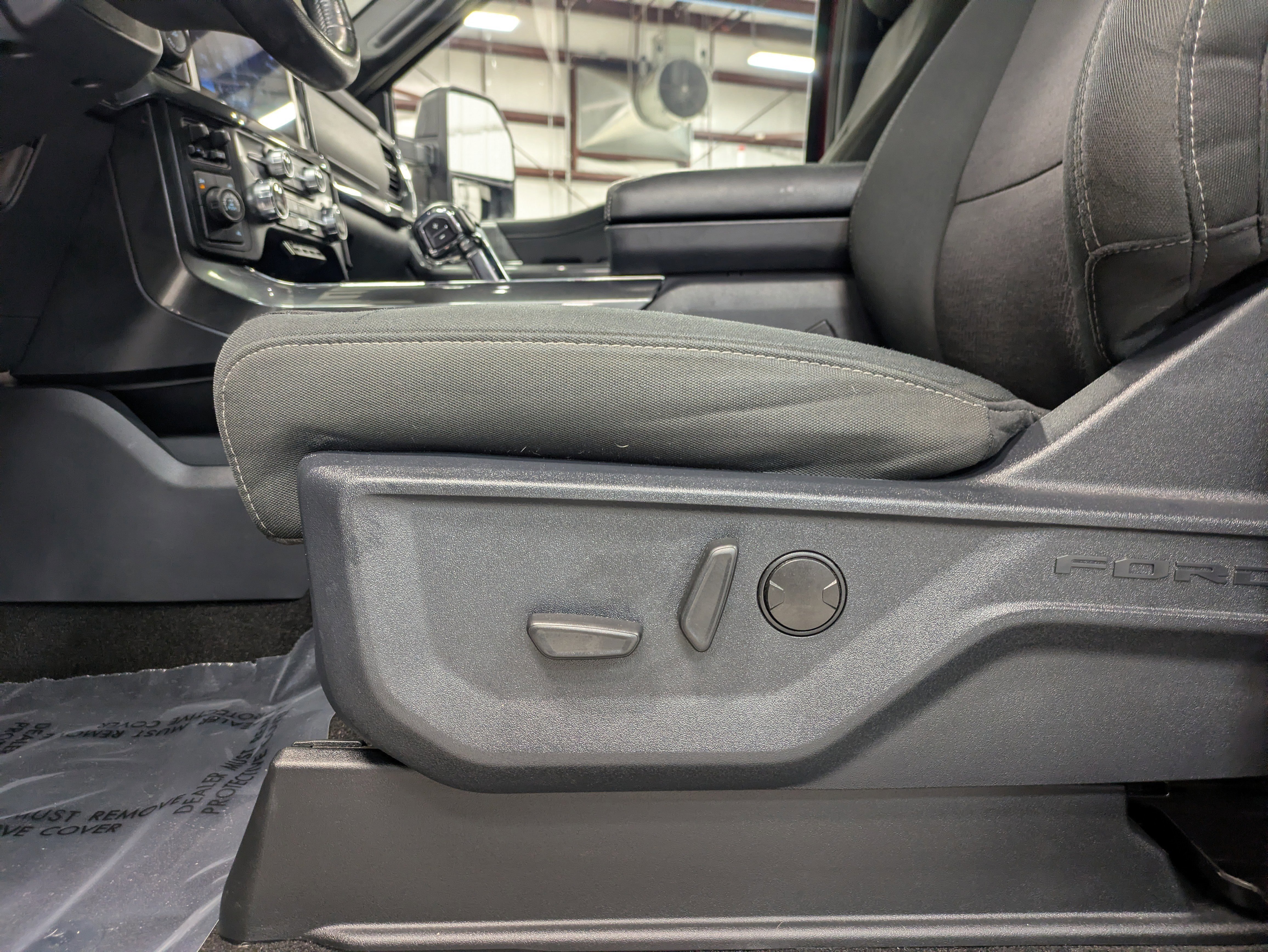 Certified 2022 Ford F150 XLT w/ Equipment Group 302A High image 29