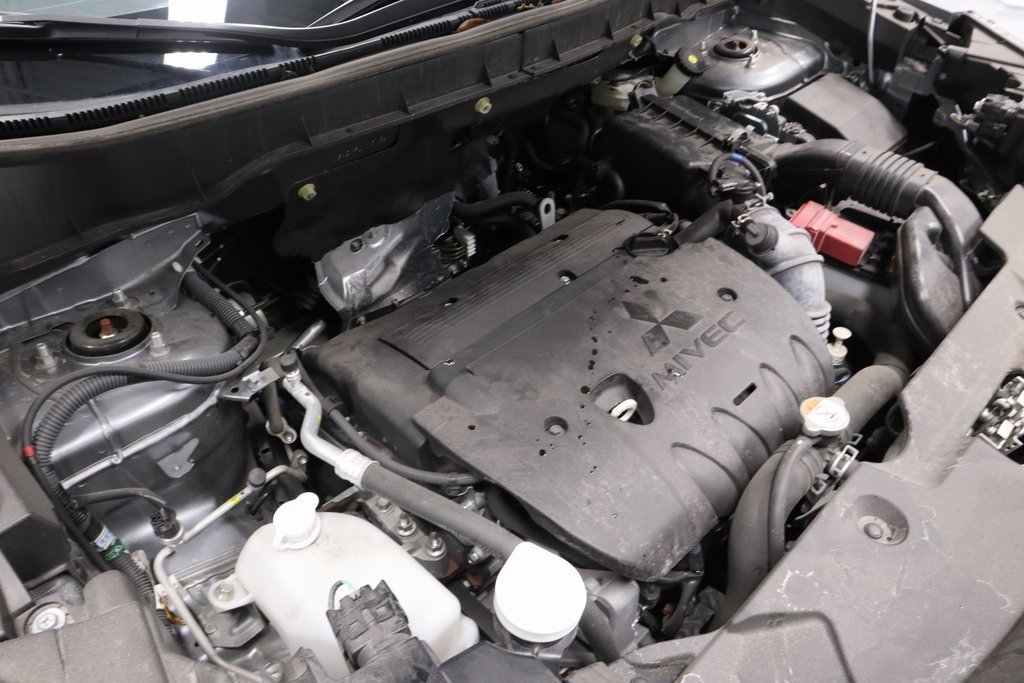 Used 2024 Mitsubishi Outlander Sport SE image 15