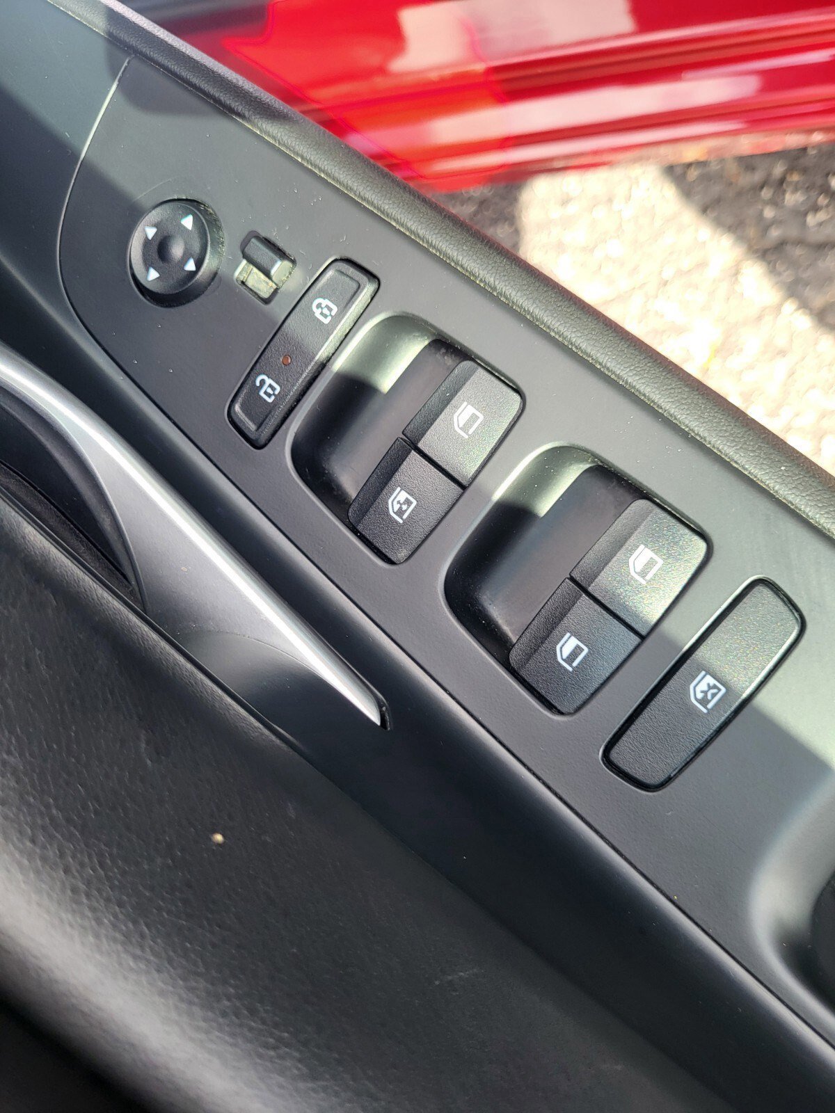 Used 2024 Hyundai Elantra Limited image 18