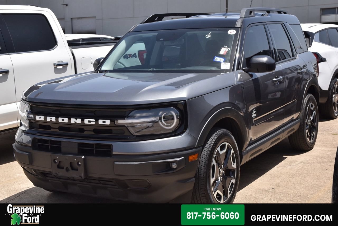 Certified 2023 Ford Bronco Sport Outer Banks w/ Tech Package AWD/4WD image 1