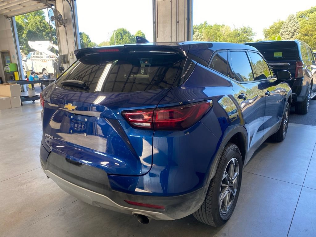 Used 2023 Chevrolet Blazer LT w/ LPO, Floor Liner Package FWD image 4