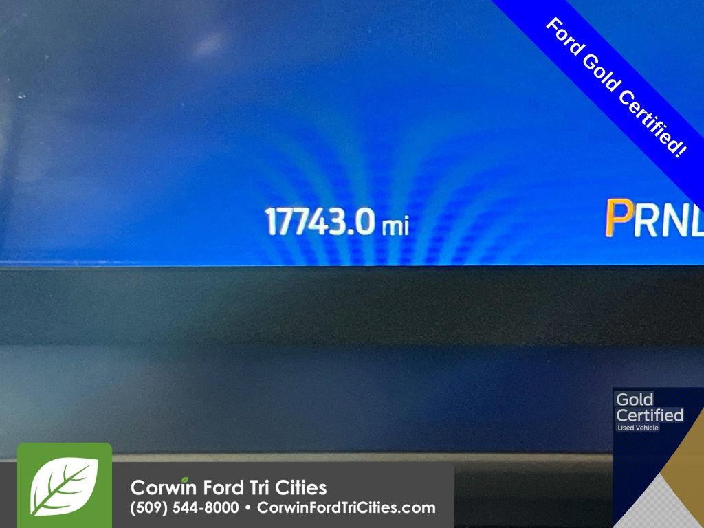 Certified 2025 Ford Escape Platinum image 9