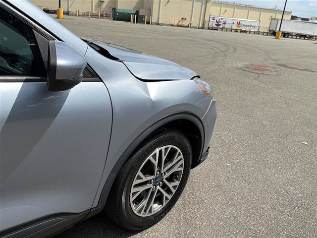 Certified 2022 Ford Escape SEL AWD/4WD image 37