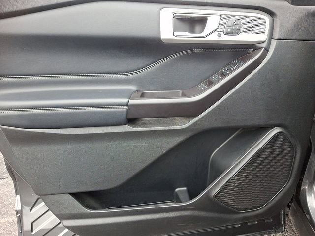 Certified 2020 Ford Explorer Limited w/ Class III Trailer Tow Package image 13