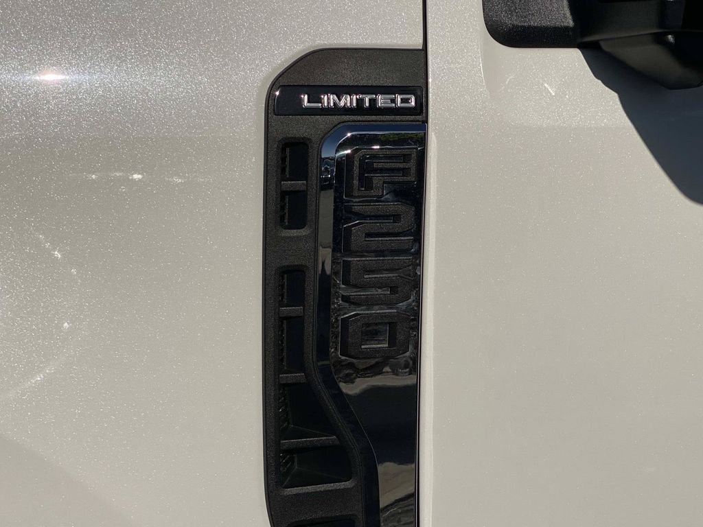 Certified 2024 Ford F250 Limited w/ FX4 Off-Road Package AWD/4WD image 11