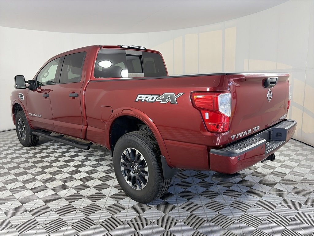 Used 2017 Nissan Titan PRO-4X image 3