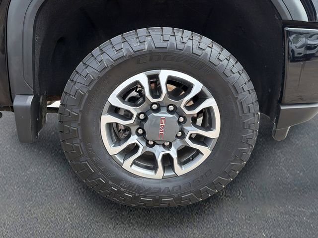 Used 2022 GMC Sierra 2500 AT4 image 9