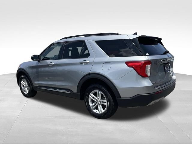 Certified 2023 Ford Explorer XLT w/ Equipment Group 202A AWD/4WD image 6