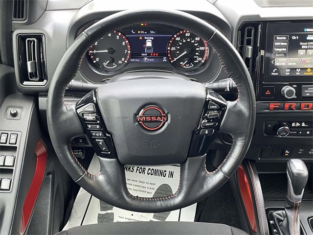 Used 2025 Nissan Frontier PRO-4X image 13