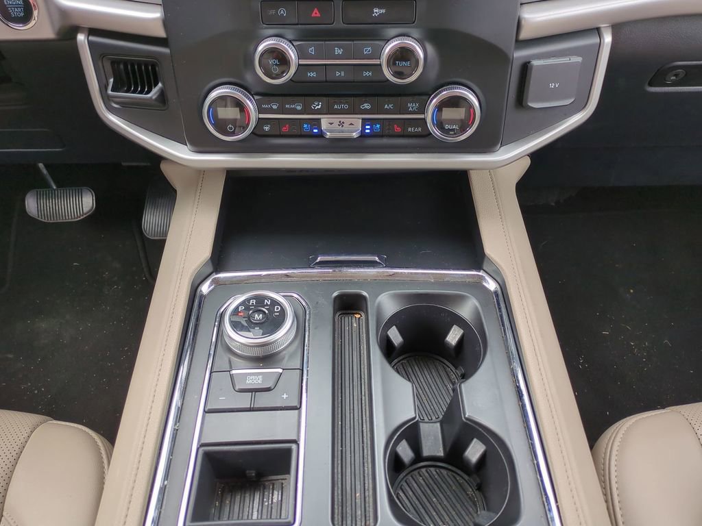Certified 2024 Ford Expedition Max XLT image 19