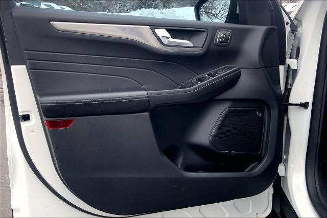 Certified 2021 Ford Escape Titanium image 21