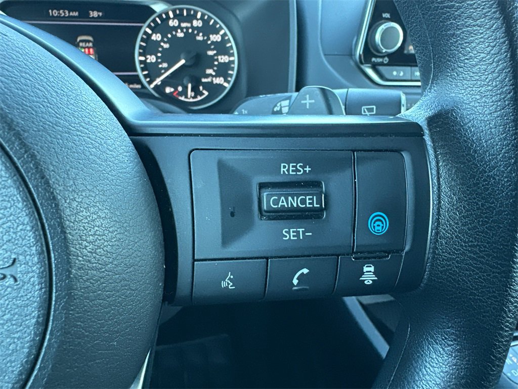 Used 2024 Nissan Rogue SV image 25