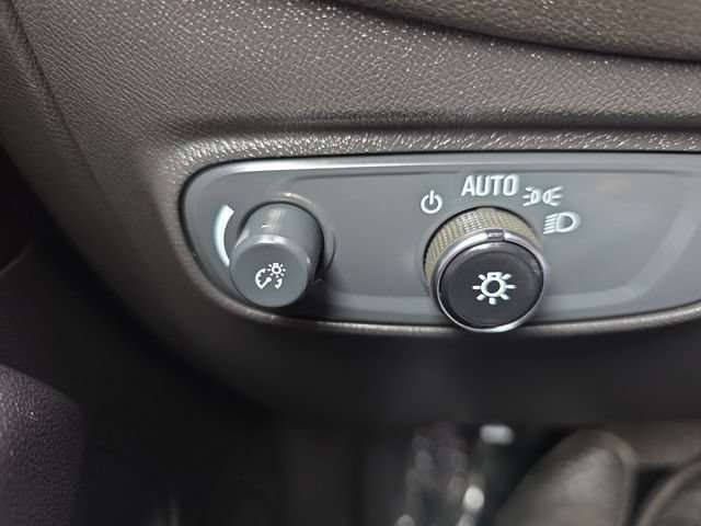 Used 2024 Chevrolet Equinox LT FWD image 13