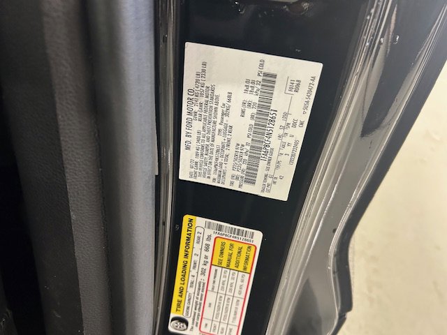 Certified 2022 Ford Mustang GT Premium RWD image 15