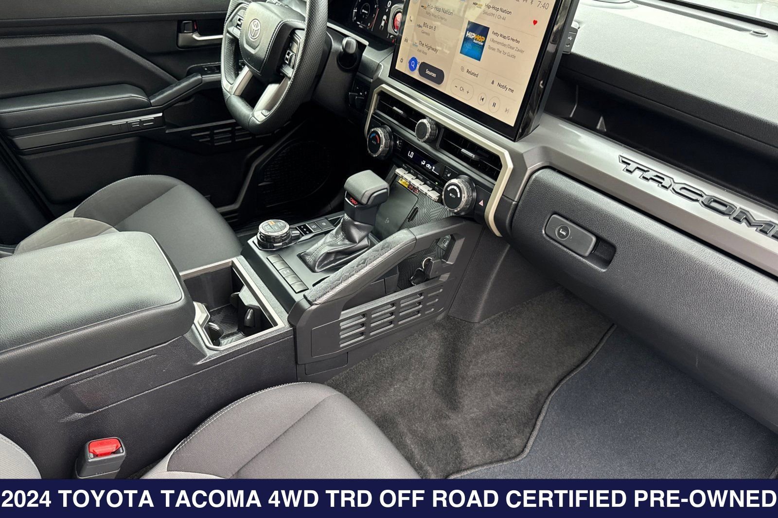 Used 2024 Toyota Tacoma TRD Off-Road w/ TRD Off Road Upgrade Package AWD/4WD image 18