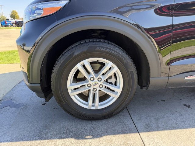 Certified 2024 Ford Explorer XLT image 6