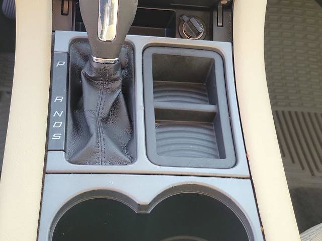 Certified 2017 Ford Taurus SE image 30