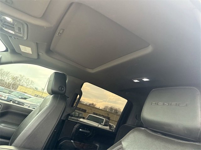 Used 2022 GMC Sierra 2500 Denali w/ Denali Ultimate Package image 20